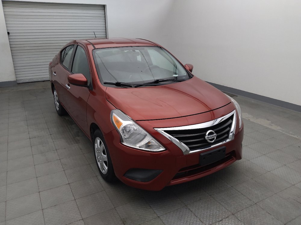 Used 2019 Nissan Versa SV FWD image 14