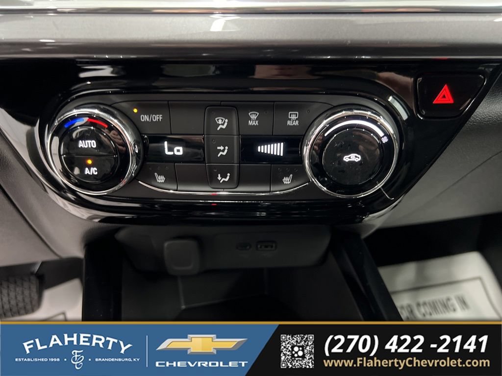 New 2026 Chevrolet Trax ACTIV w/ Driver Confidence Package FWD image 28