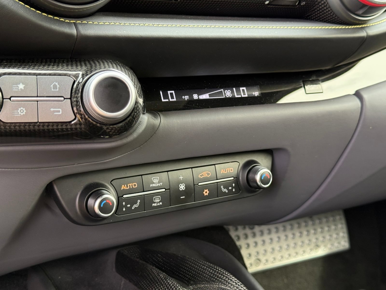Used 2019 Ferrari 812 Superfast RWD image 37