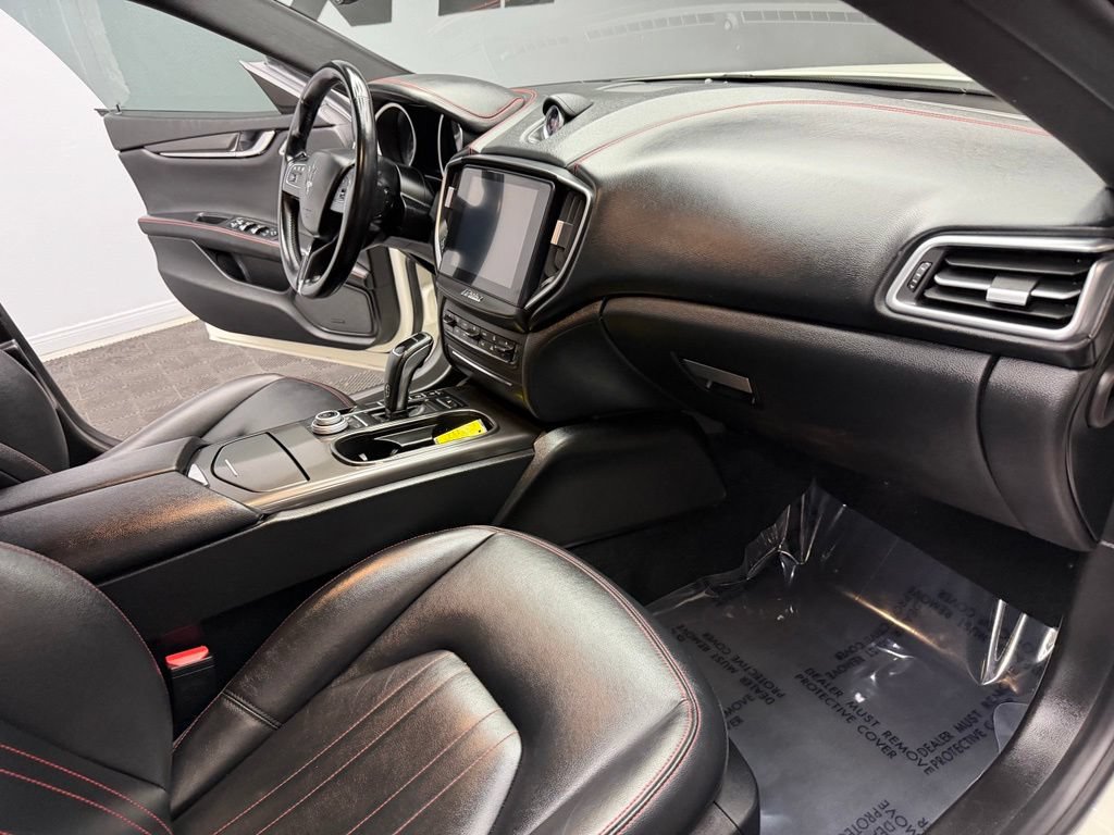 Used 2019 Maserati Ghibli S RWD image 52