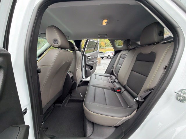 New 2026 Chevrolet Trax ACTIV w/ Driver Confidence Package FWD image 21
