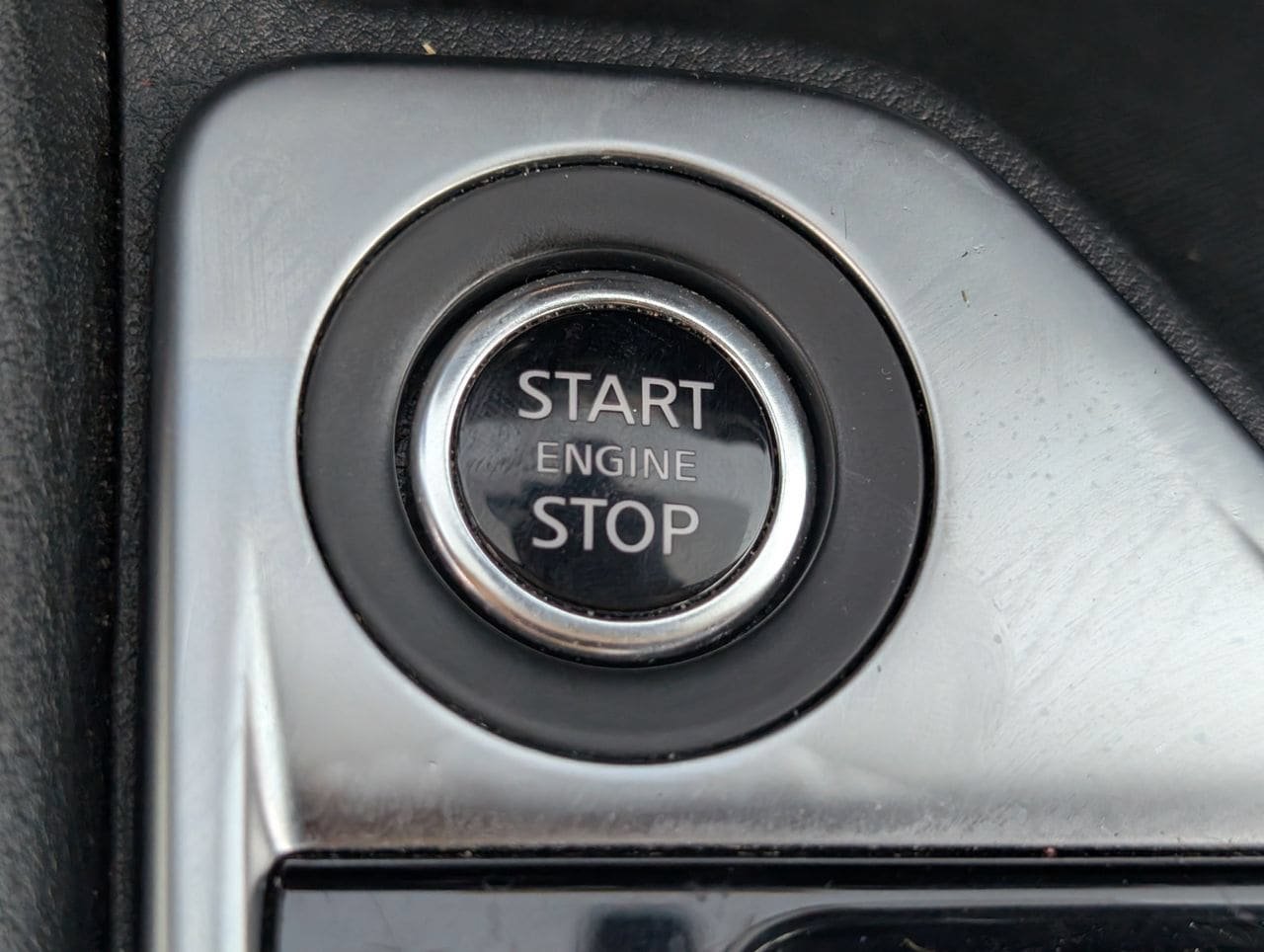 Used 2024 Nissan Sentra SV FWD image 20