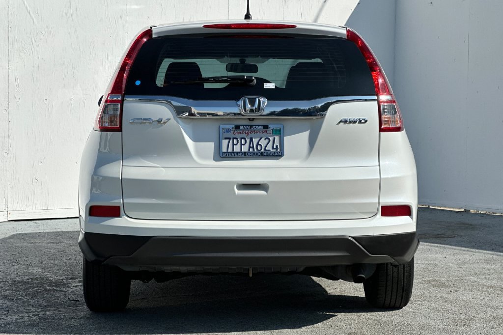 Used 2015 Honda CR-V LX image 4