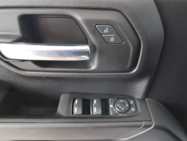 Used 2023 Chevrolet Silverado 1500 Custom Trail Boss AWD/4WD image 16
