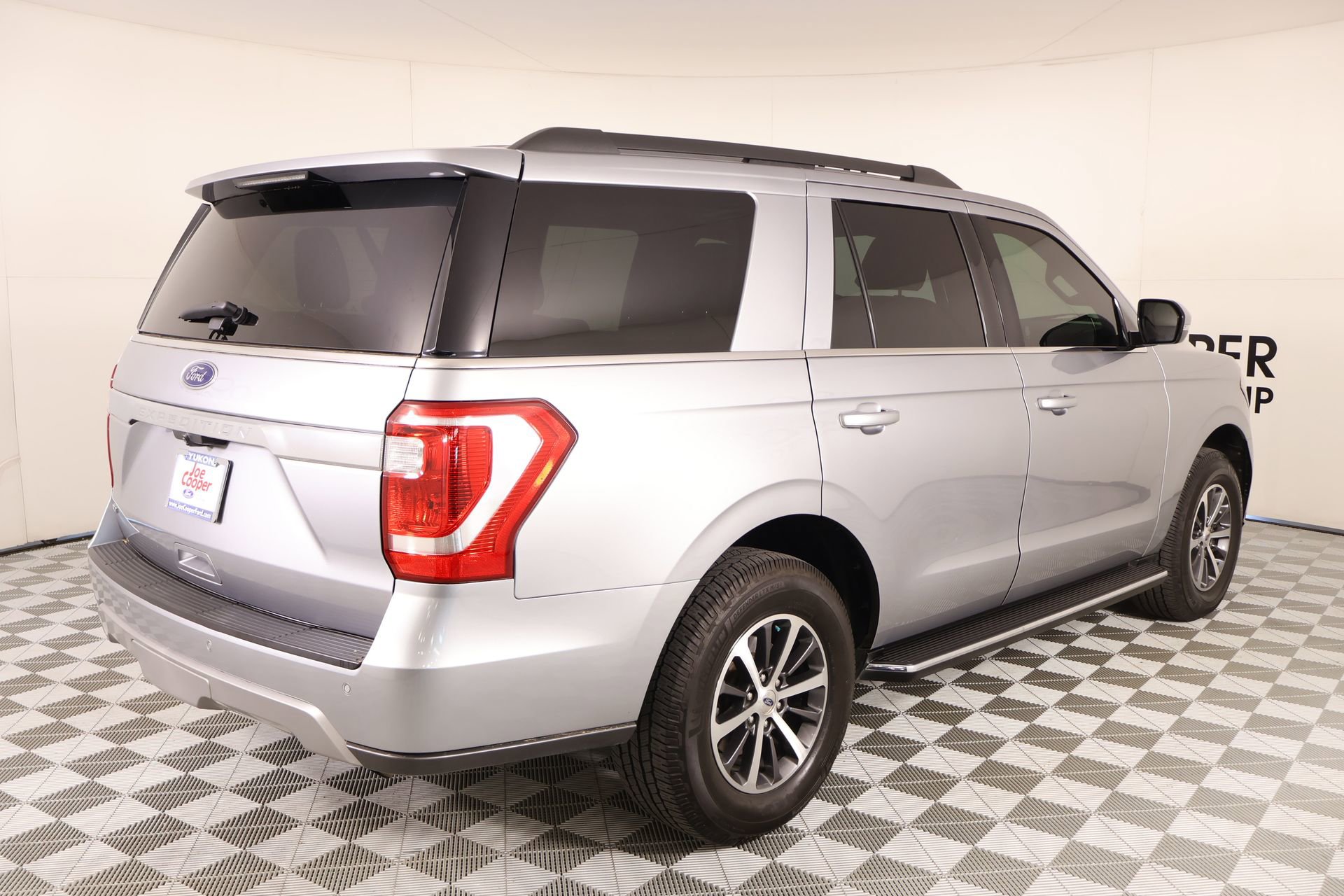 Used 2021 Ford Expedition XLT image 21