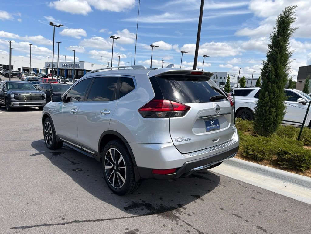 Used 2017 Nissan Rogue SL w/ SL Premium Package AWD/4WD image 5
