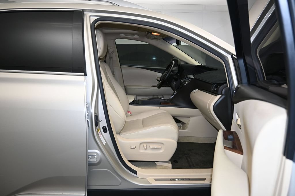 Used 2013 Lexus RX 350 FWD w/ Navigation Pkg image 29