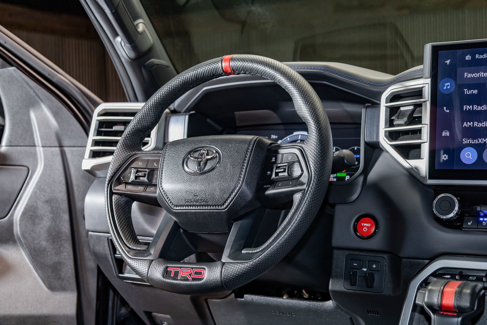 Used 2025 Toyota Sequoia Platinum w/ TRD Off-Road Package image 16