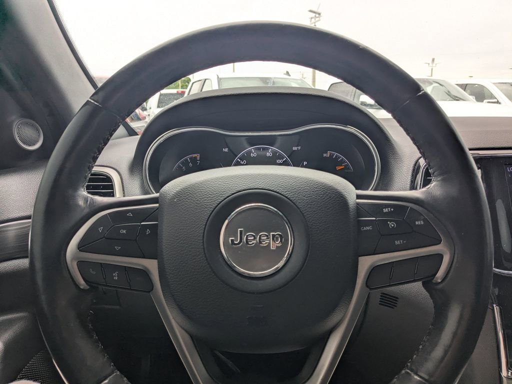 Used 2020 Jeep Grand Cherokee Altitude image 22