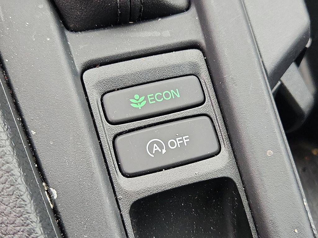 Used 2025 Honda Accord SE image 14