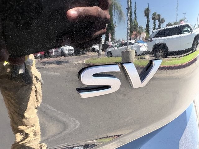 Used 2024 Nissan Rogue SV FWD image 27