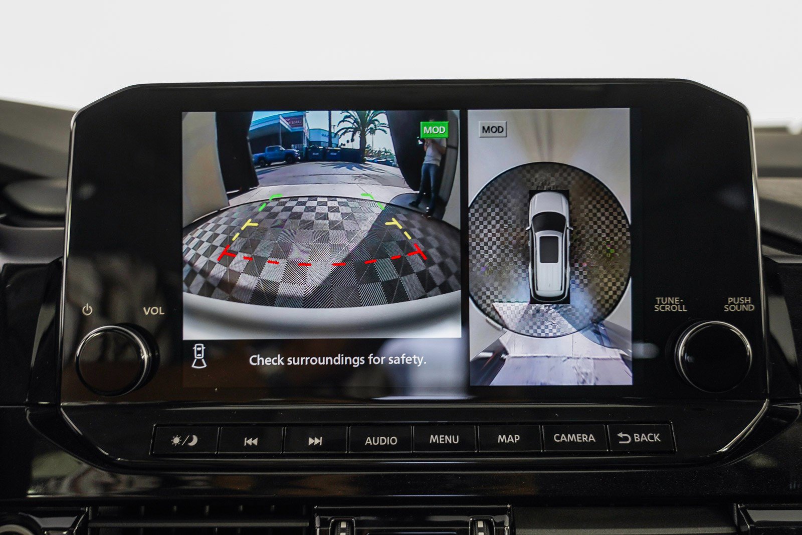 New 2025 Nissan Pathfinder Platinum image 31