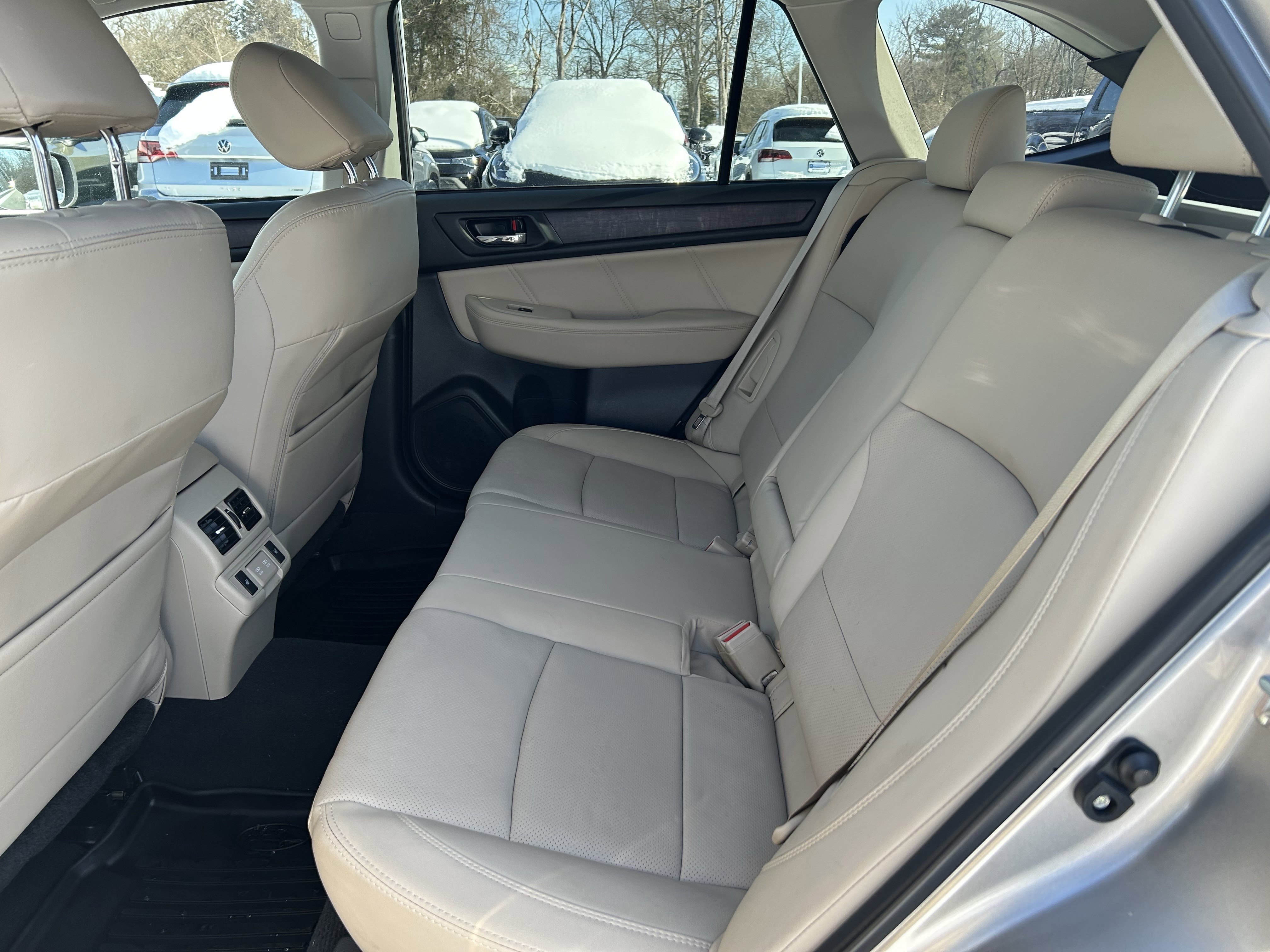 Used 2019 Subaru Outback 2.5i Limited w/ Popular Package #2 image 24