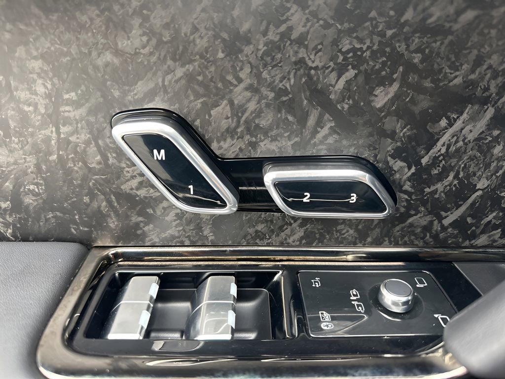 Used 2023 Land Rover Range Rover Sport First Edition image 10