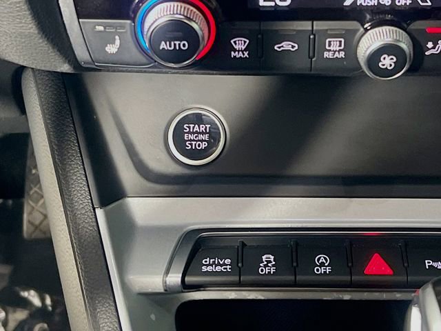 Used 2021 Audi Q3 2.0T Premium w/ Convenience Package AWD/4WD image 19