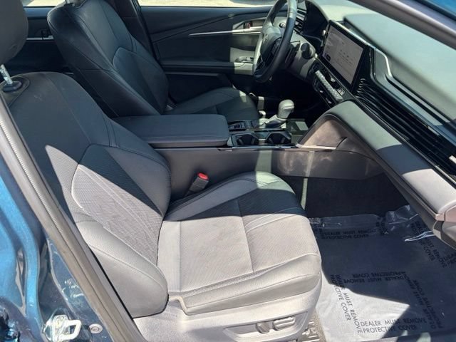 Used 2025 Toyota Camry XSE FWD image 37
