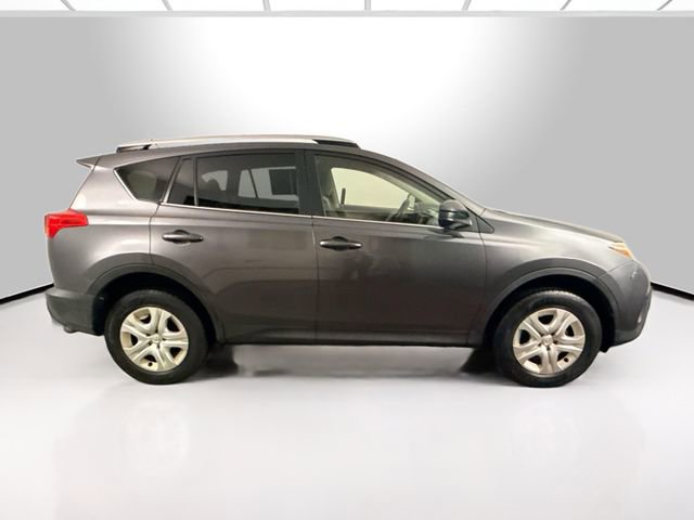Used 2015 Toyota RAV4 LE image 12