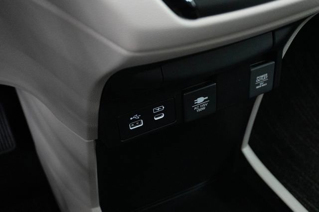 New 2026 Honda Odyssey Touring image 26