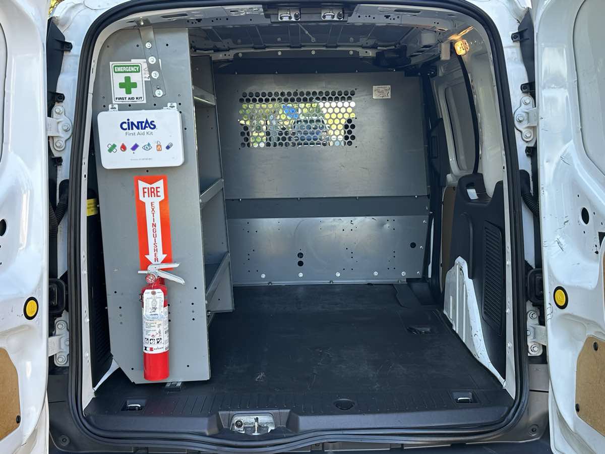 Used 2018 Ford Transit Connect XL FWD image 15