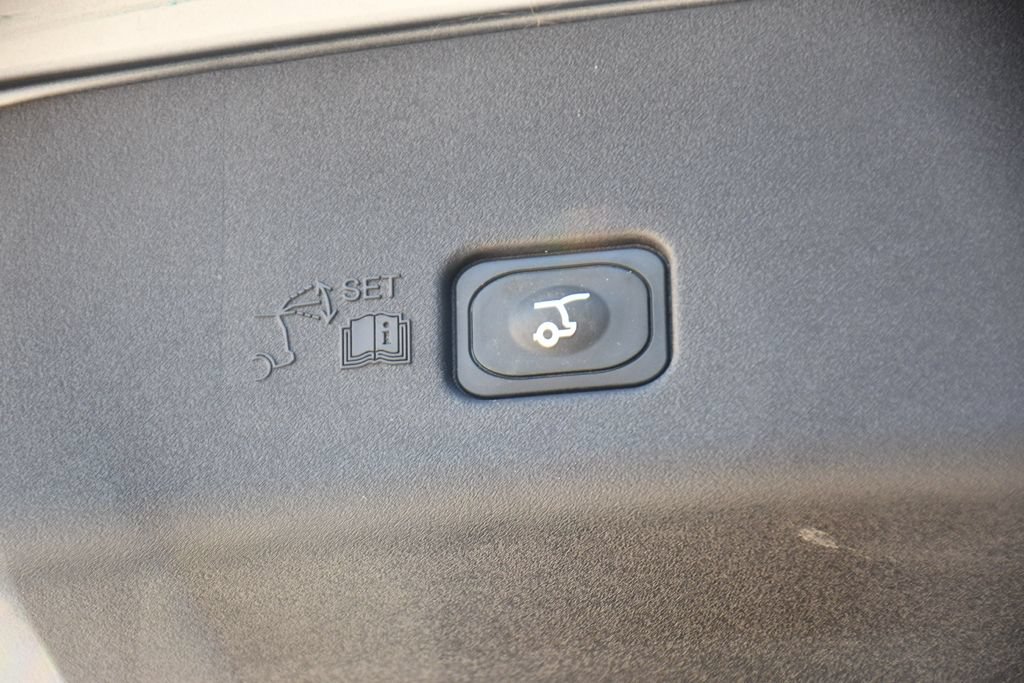 Used 2024 Lincoln Nautilus Black Label AWD/4WD image 20