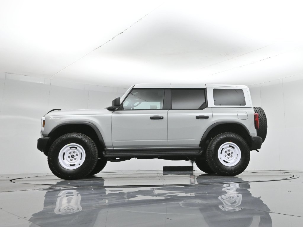 New 2026 Ford Bronco Heritage Edition AWD/4WD image 7