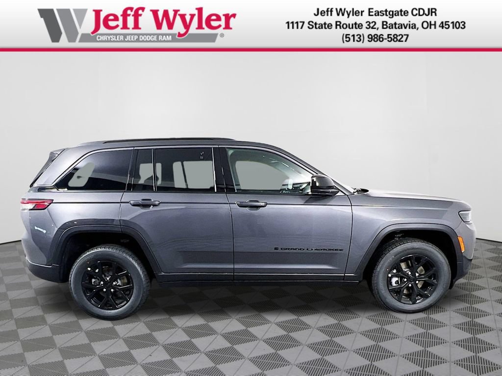 New 2026 Jeep Grand Cherokee Altitude AWD/4WD image 33