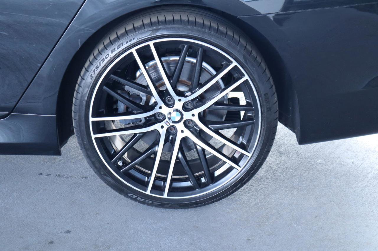 Used 2018 BMW 750i RWD image 11
