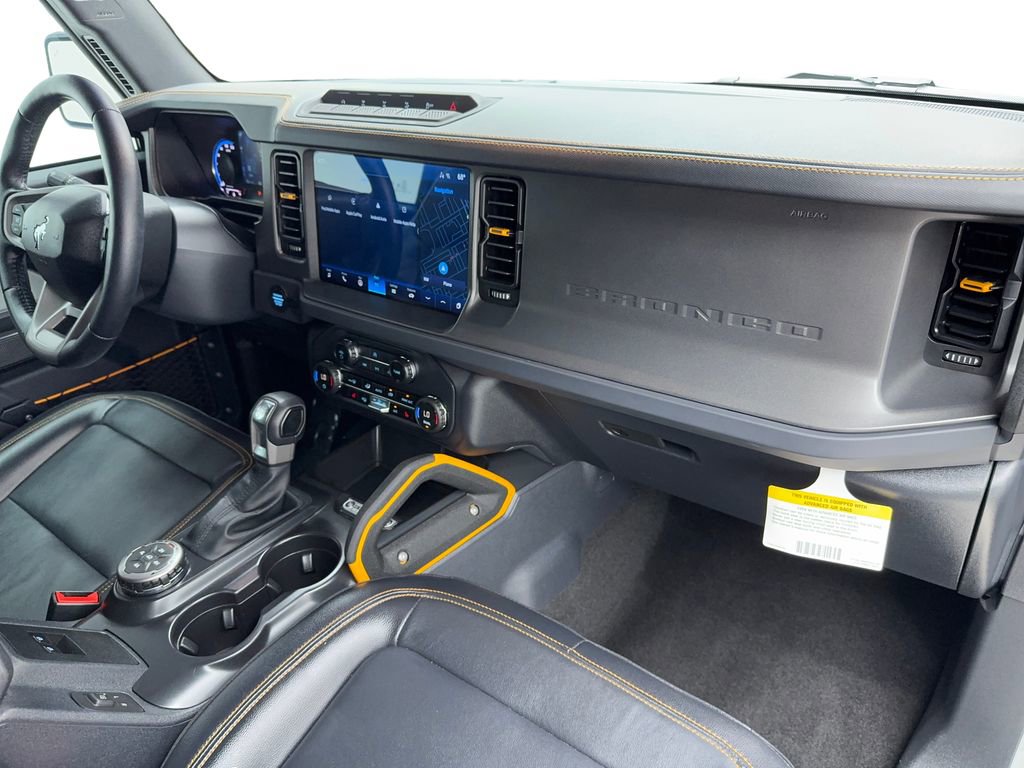 Used 2024 Ford Bronco Badlands image 40