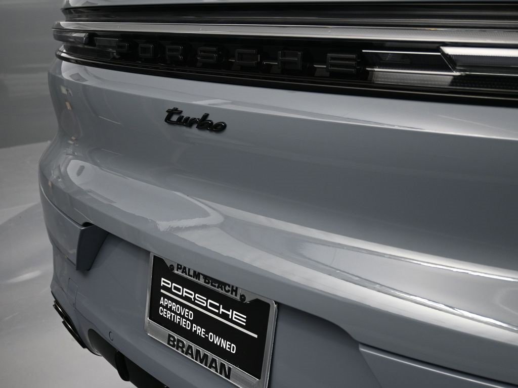 Used 2025 Porsche Cayenne Turbo image 36