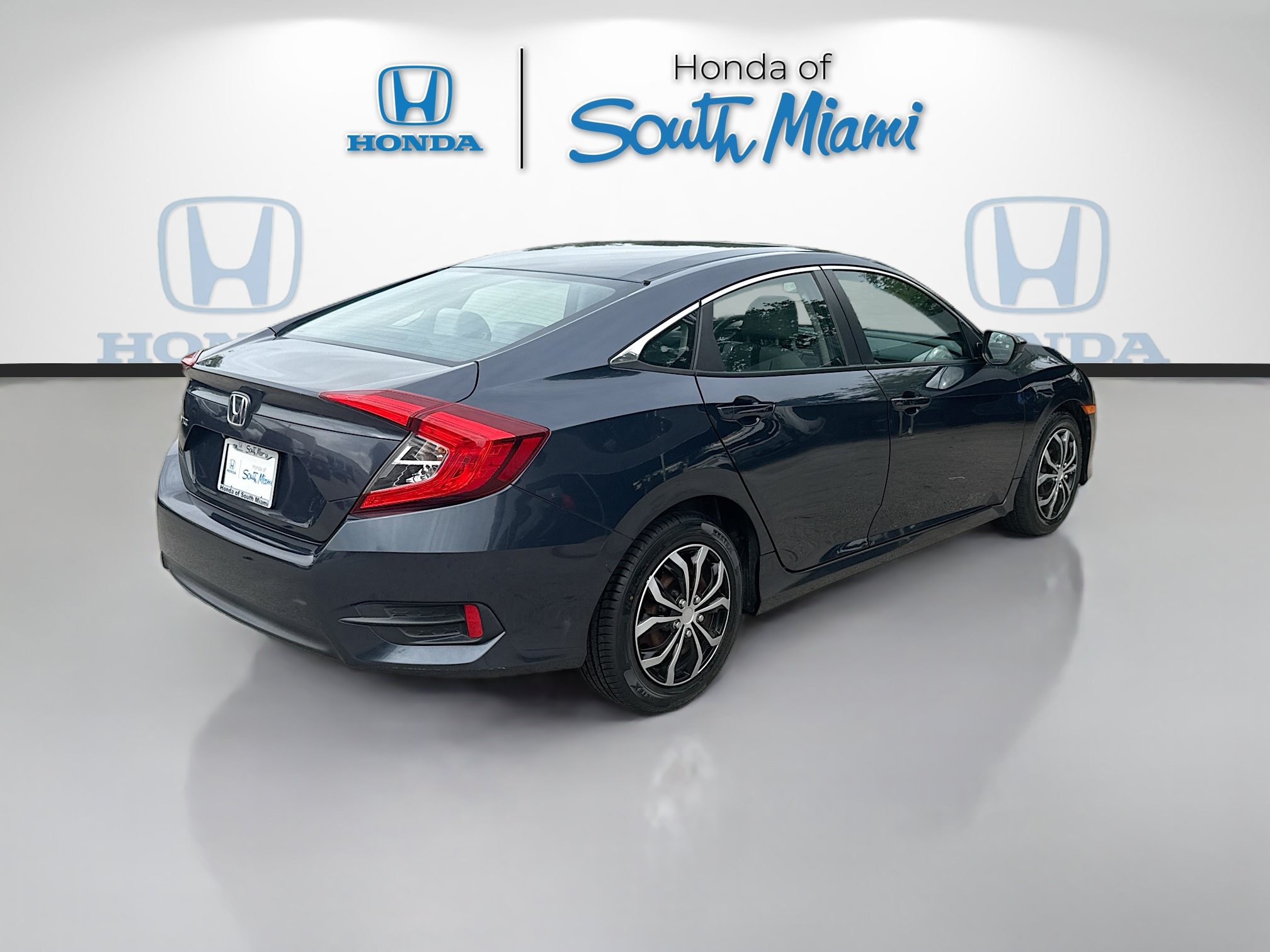 Certified 2018 Honda Civic LX image 5