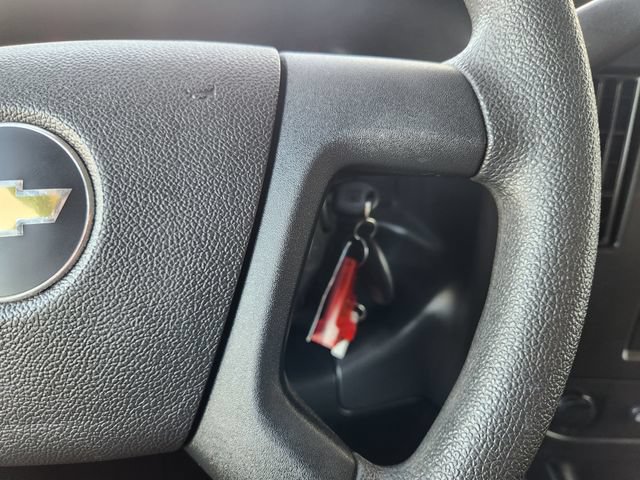 Used 2025 Chevrolet Express 3500 LS RWD image 31