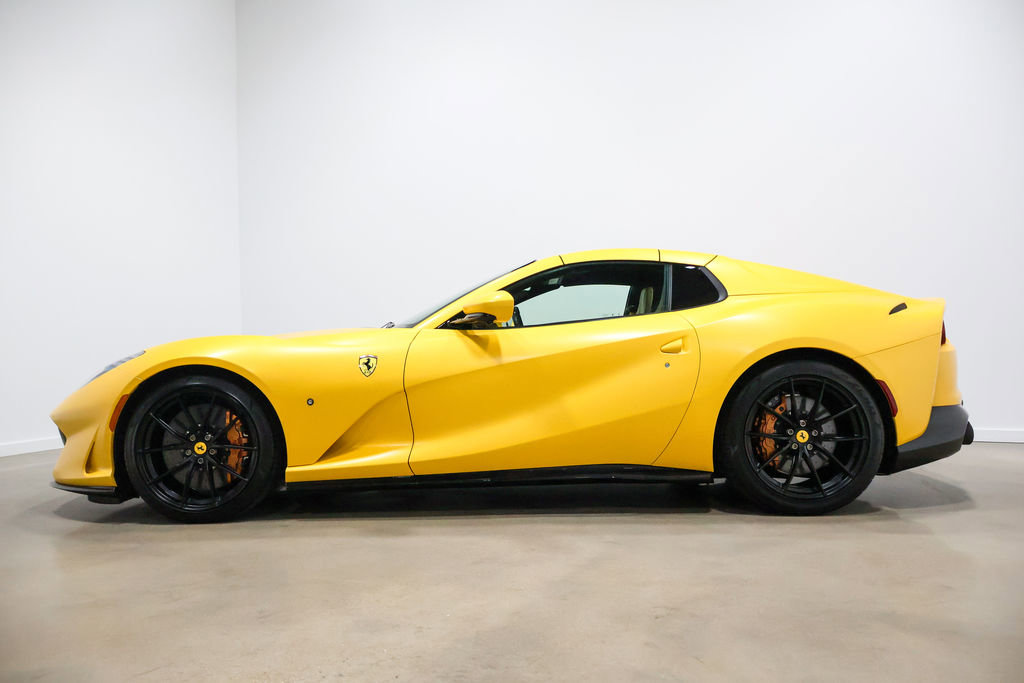 Used 2022 Ferrari 812 GTS image 16