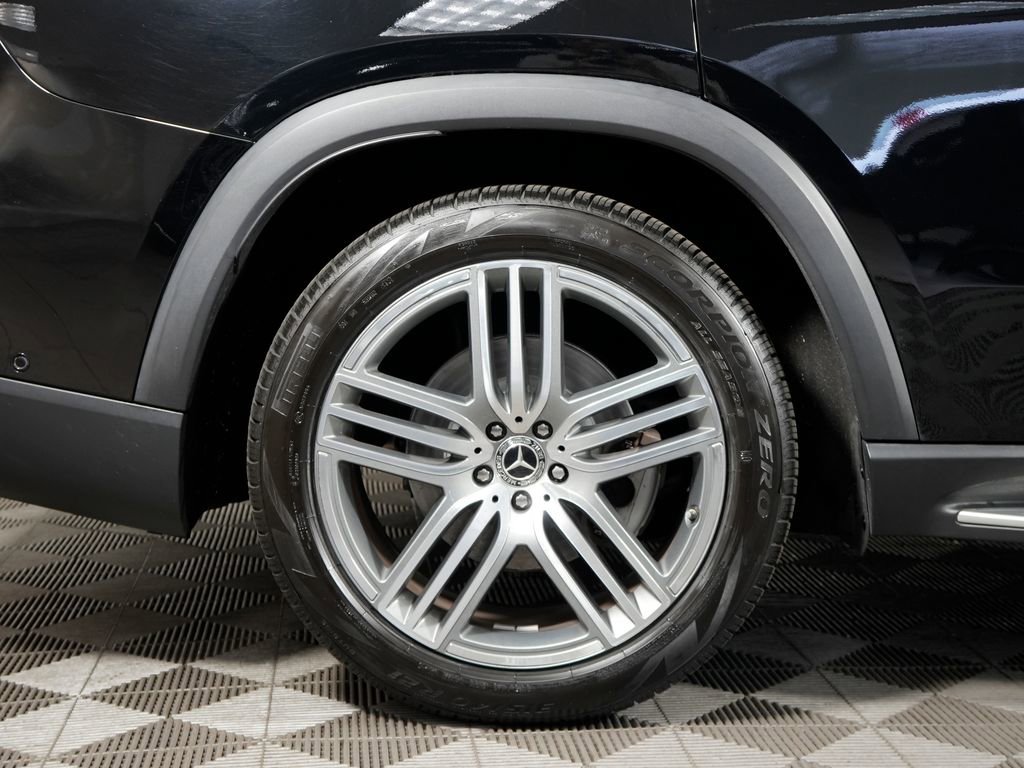 Certified 2023 Mercedes-Benz GLS 450 4MATIC image 11