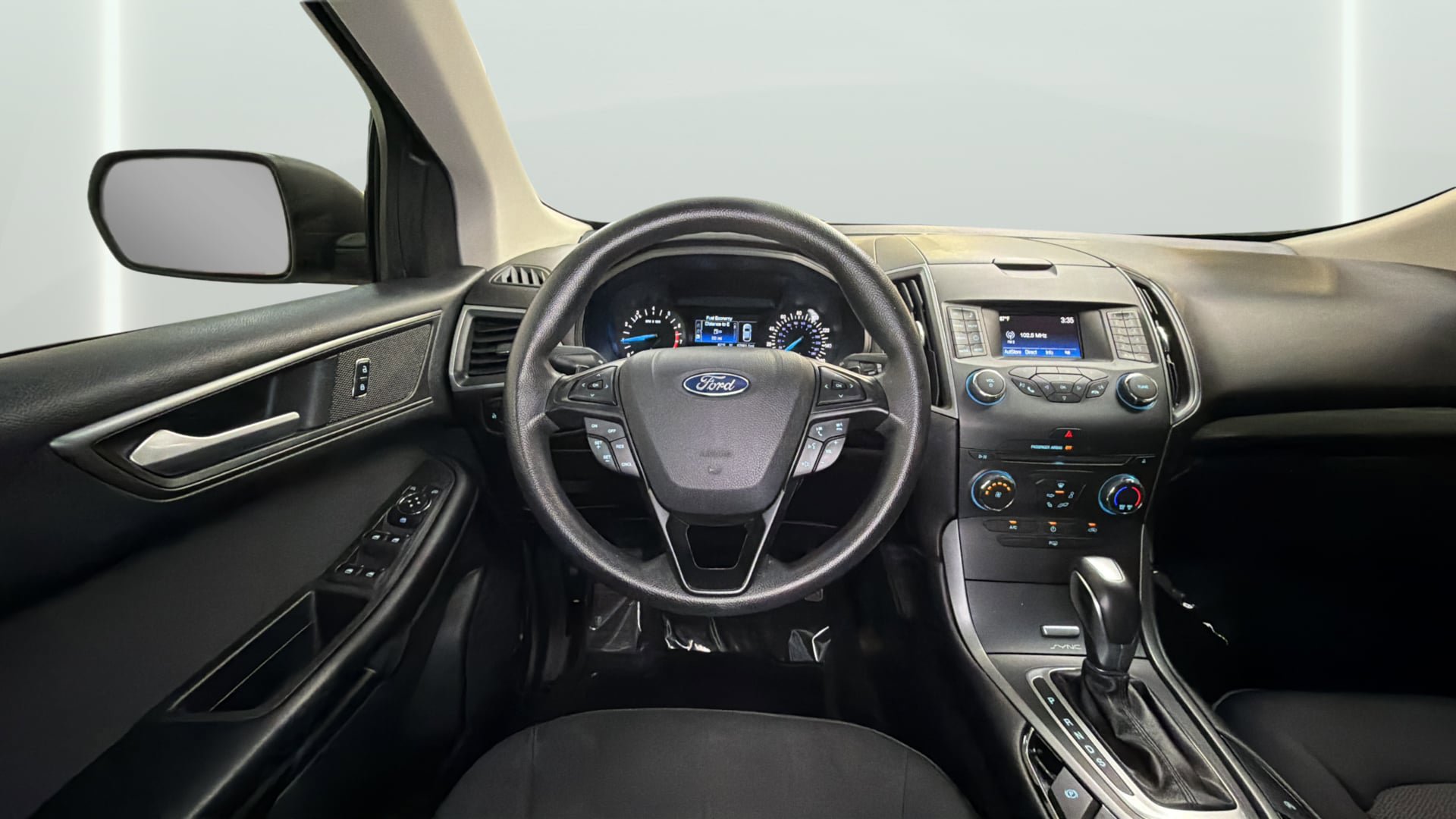 Used 2016 Ford Edge SE image 17