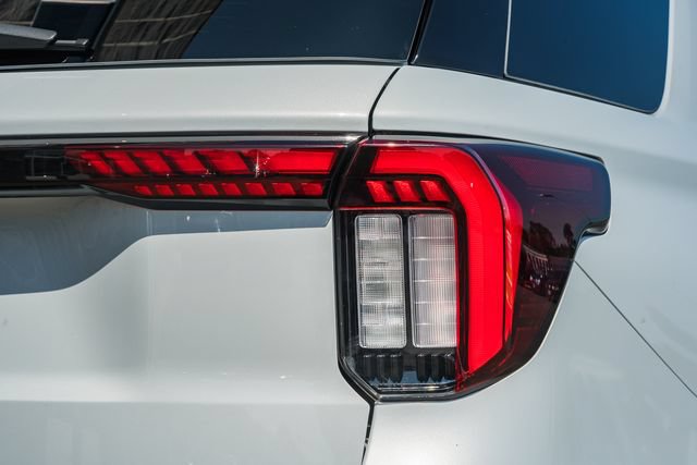 Used 2026 Ford Explorer ST-Line AWD/4WD image 8