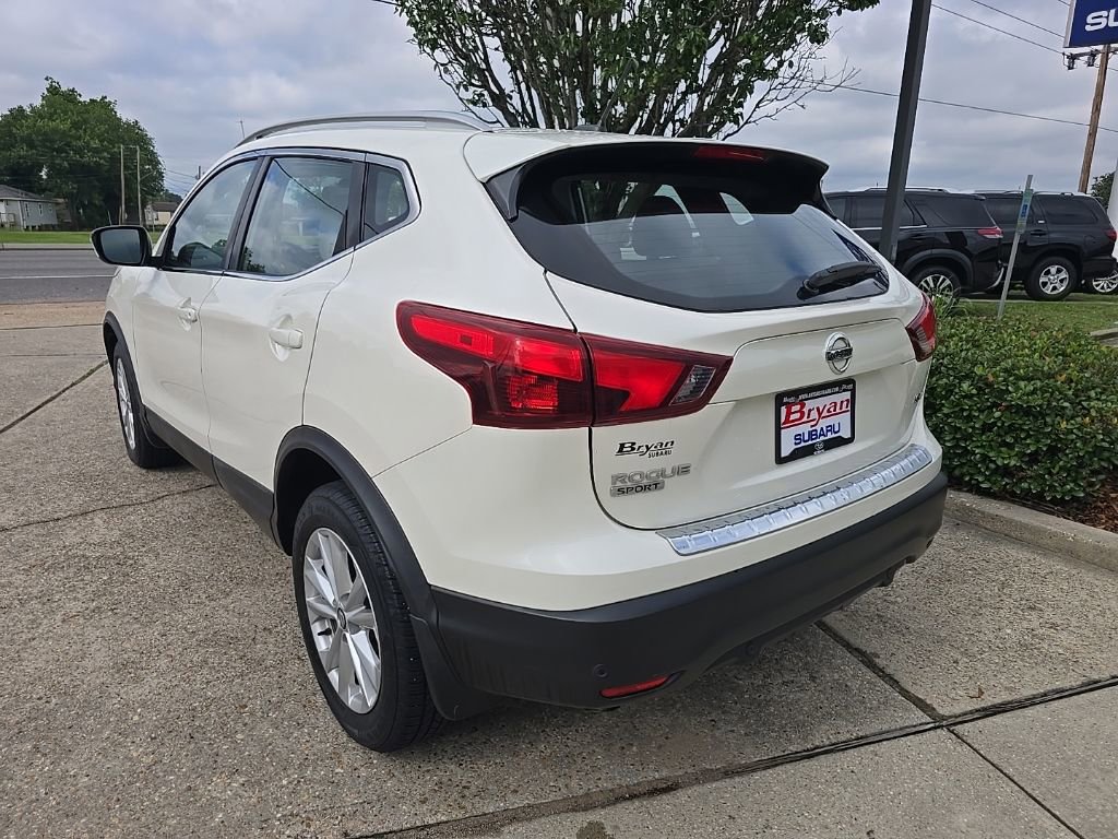Used 2019 Nissan Rogue Sport SV FWD image 8