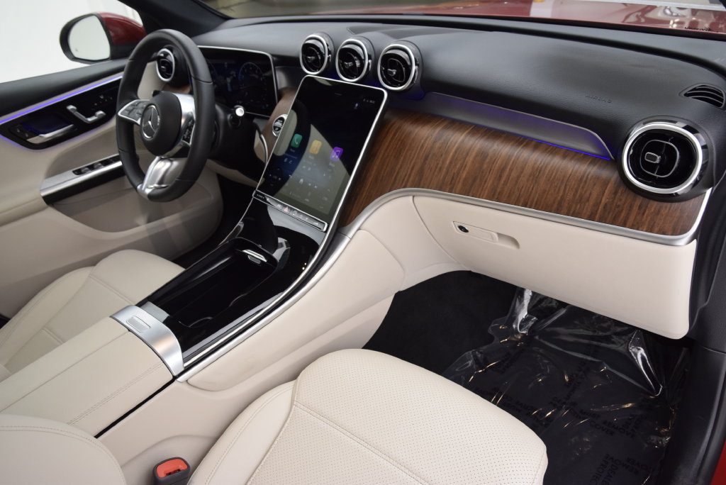 Certified 2026 Mercedes-Benz GLC 300 image 15