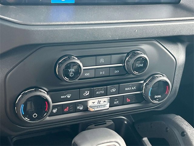 New 2025 Ford Bronco Badlands image 30