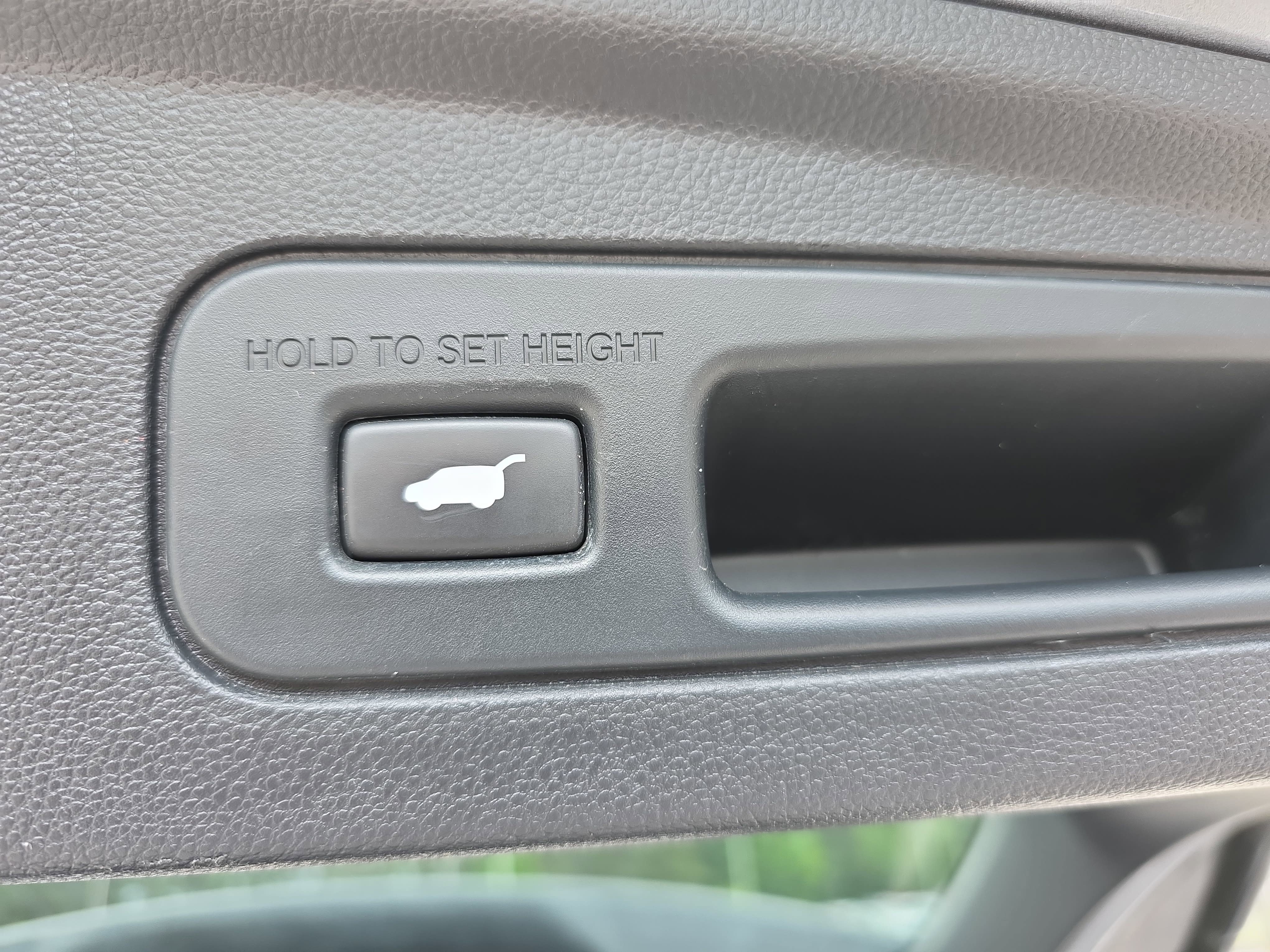 Certified 2023 Acura MDX SH-AWD w/ Advance Package image 14