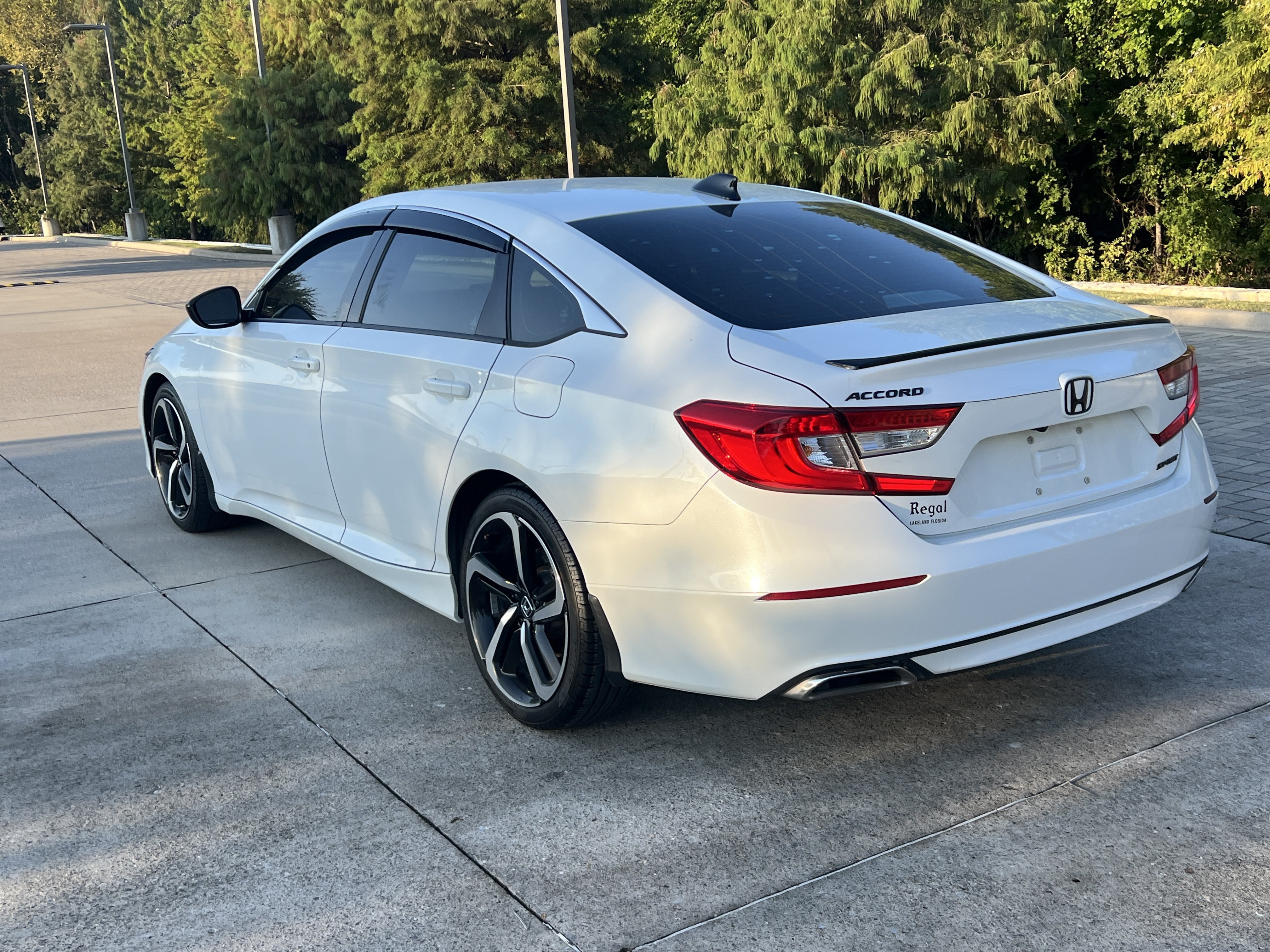 Used 2022 Honda Accord Sport image 7
