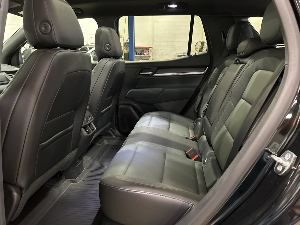 New 2026 GMC Terrain AT4 w/ Convenience Package III AWD/4WD image 38