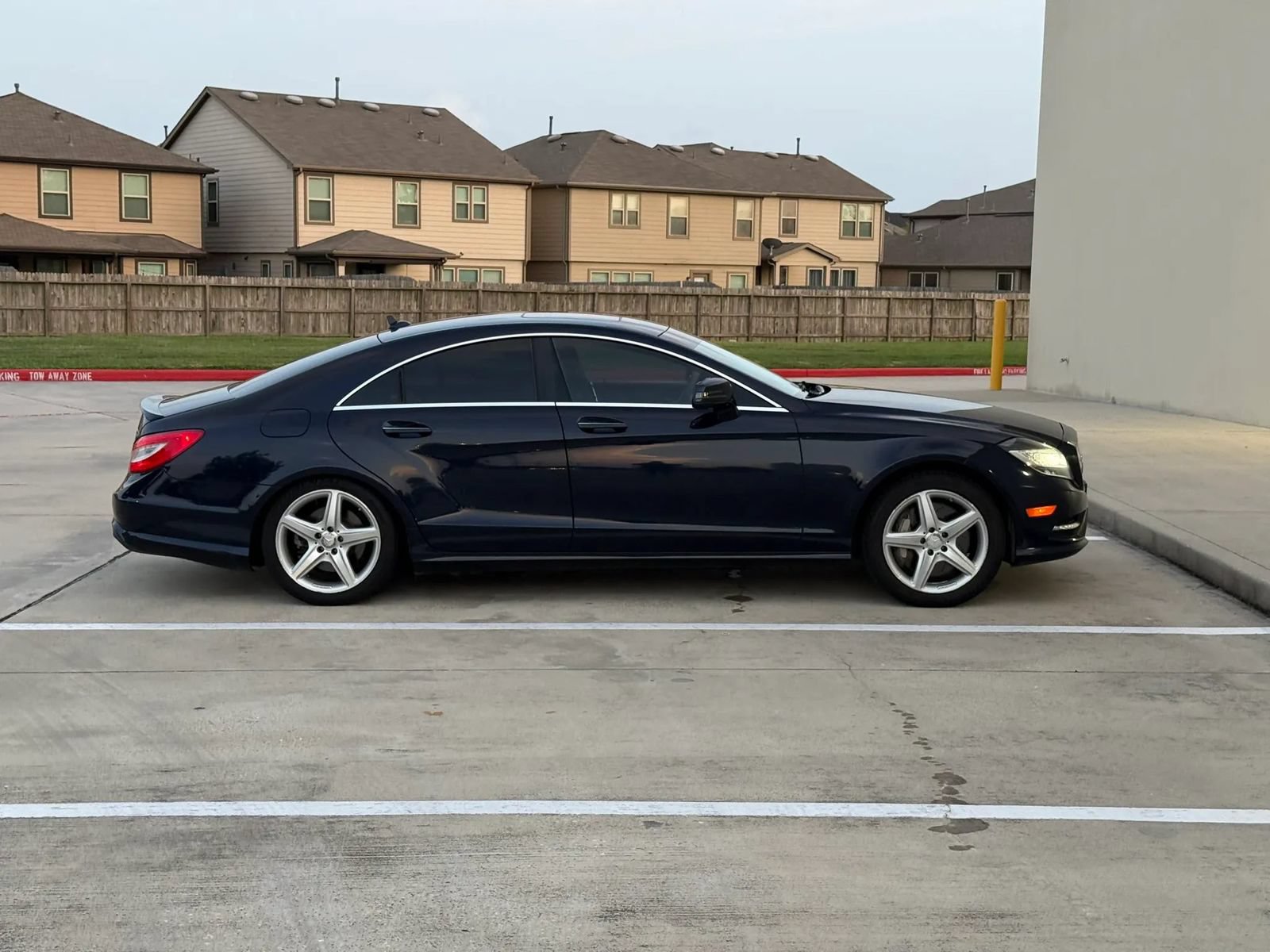 Used 2013 Mercedes-Benz CLS 550 image 8