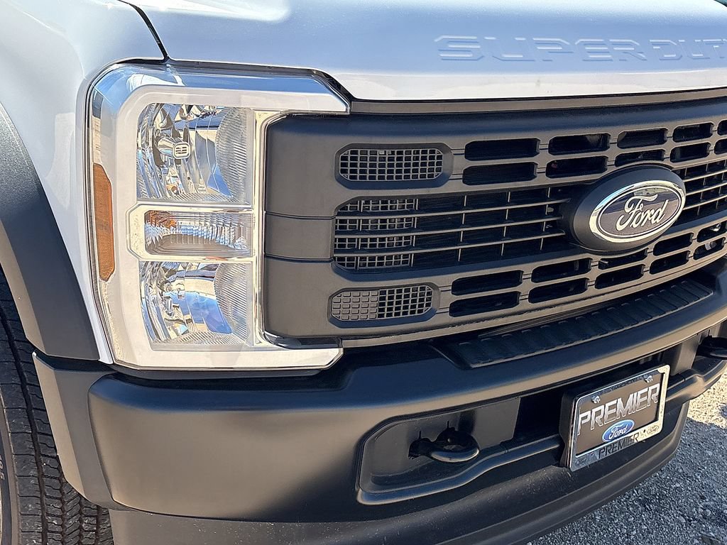 New 2026 Ford F550 4x4 Regular Cab Super Duty image 13