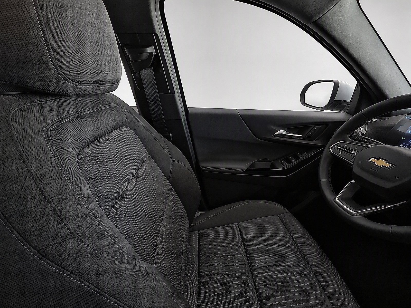 New 2027 Chevrolet Equinox LT FWD image 11