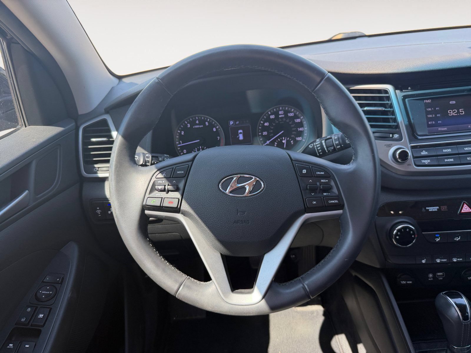 Used 2017 Hyundai Tucson Sport AWD/4WD image 12