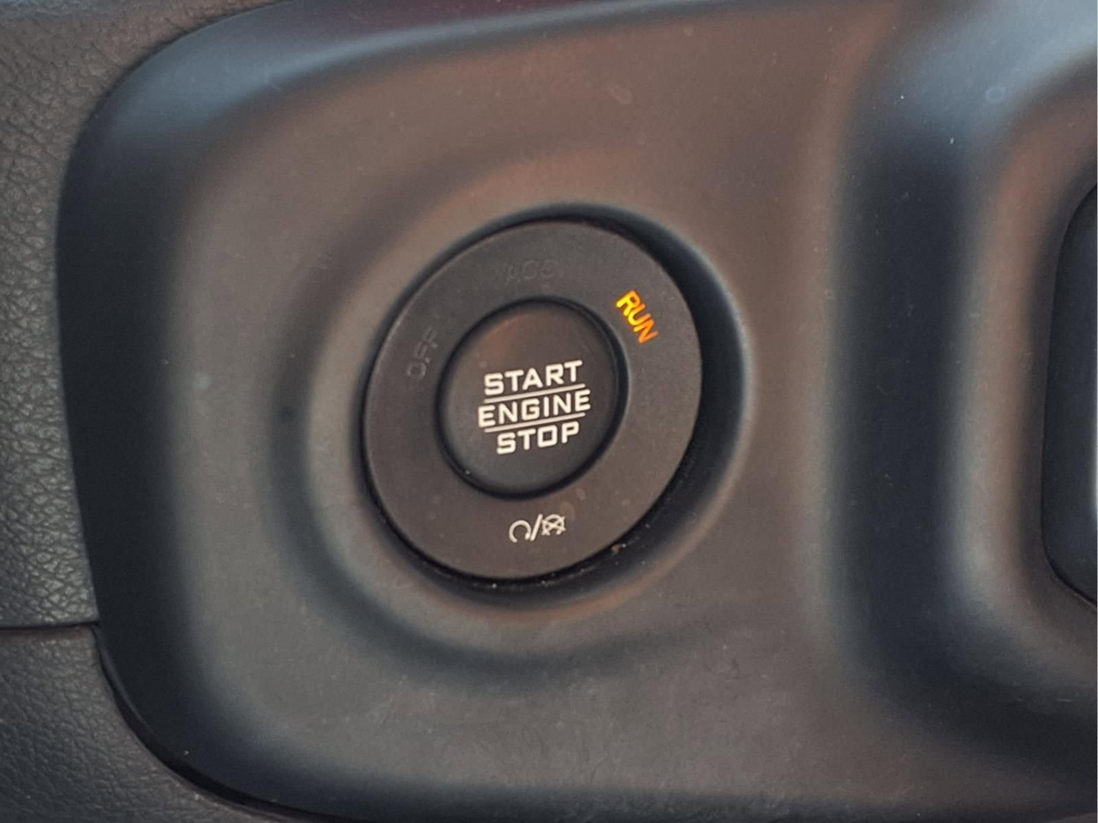 Used 2018 Jeep Wrangler Unlimited Rubicon image 24