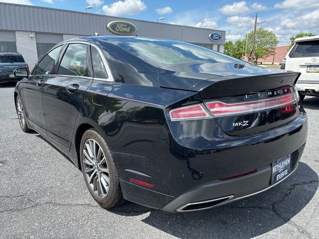Used 2017 Lincoln MKZ Premiere FWD image 4
