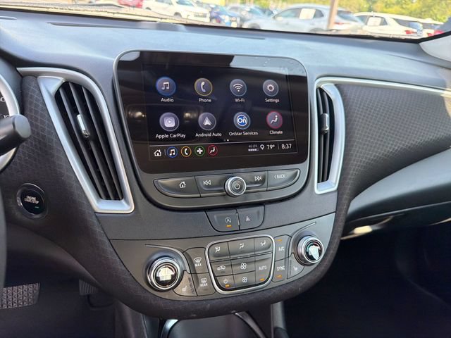 Used 2024 Chevrolet Malibu LT FWD image 17