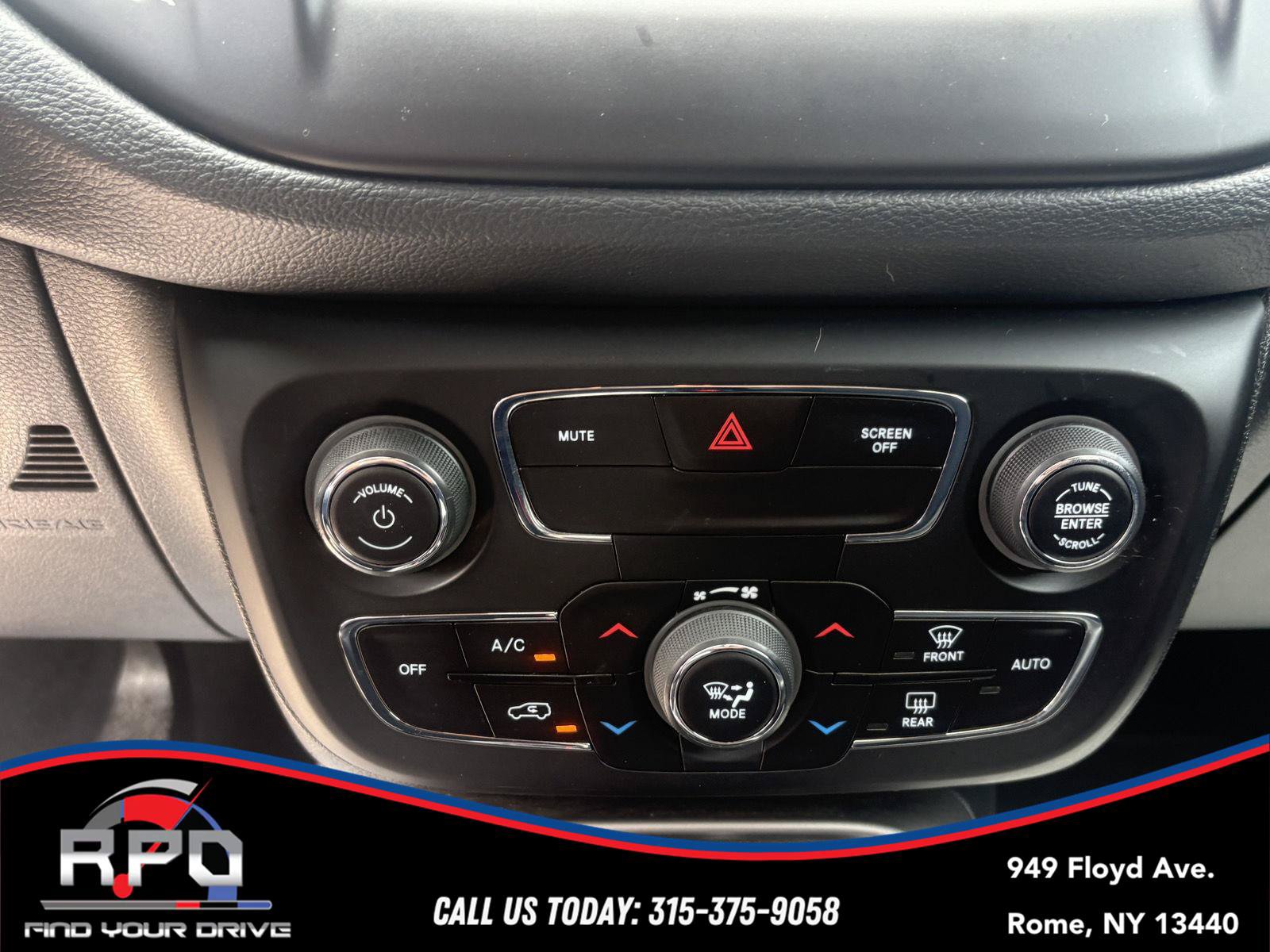 Used 2019 Jeep Compass Latitude AWD/4WD image 20