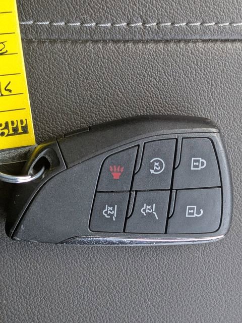 Used 2025 Chevrolet Tahoe LT image 34